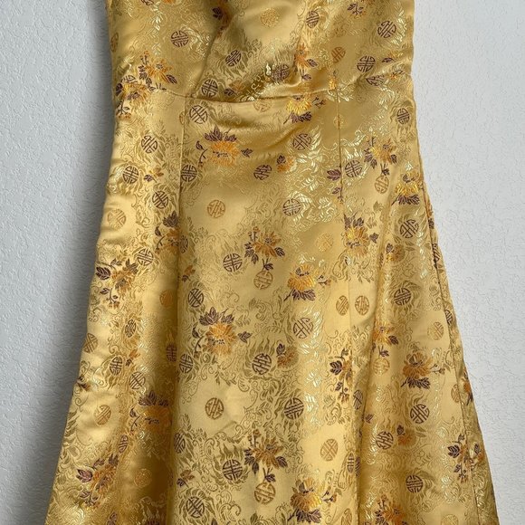One Shoulder Formal Gown, Gold and Maroon Metallic Floral Brocade, Size 1/3 - Picture 7 of 15